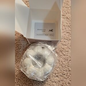 White Fragrance Beads Refill